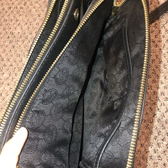 Black Michael Kors satchel - Picture 4 of 4